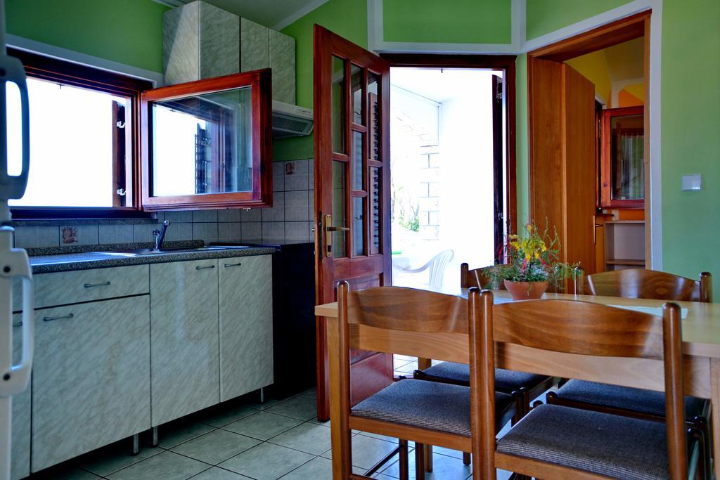Apartments Joza Vir Eksteriør bilde